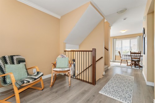 1-46321 Cessna Drive, Chilliwack, BC 