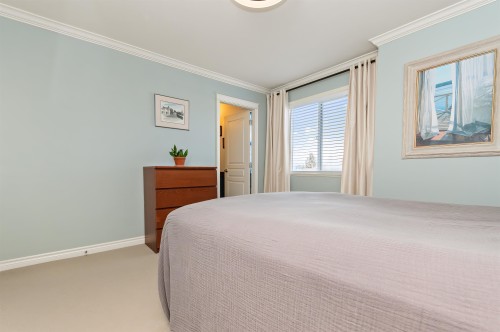 1-46321 Cessna Drive, Chilliwack, BC 