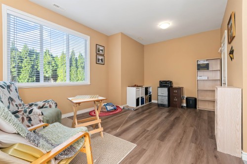 1-46321 Cessna Drive, Chilliwack, BC 