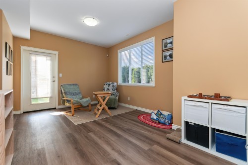 1-46321 Cessna Drive, Chilliwack, BC 