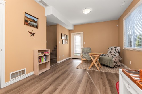 1-46321 Cessna Drive, Chilliwack, BC 