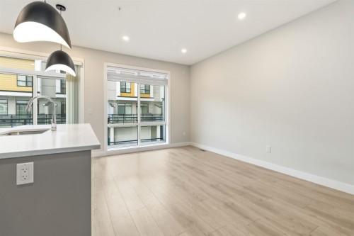 211-46150 Thomas Road, Chilliwack, BC 