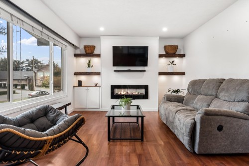 6970 Centennial Drive, Chilliwack, BC 