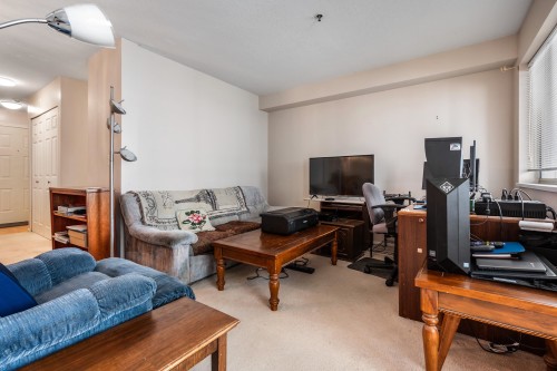 204-9186 Edward Street, Chilliwack, BC 