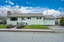 9727 Hazel Street  Chilliwack, BC V2P 5P1