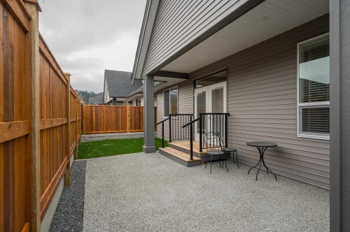 104-6211 Chilliwack River Road, Chilliwack, BC 