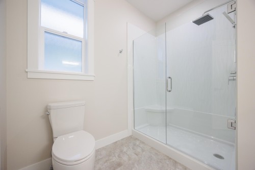 102-6211 Chilliwack River Road, Chilliwack, BC 