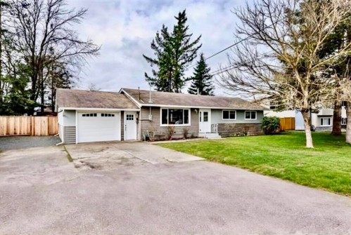 7413 Leary Crescent  Chilliwack, BC V2R 1K3