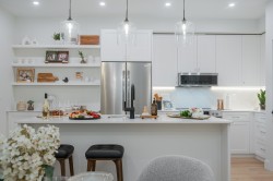 211-46187 Thomas Road  Chilliwack, BC V2R 6H3