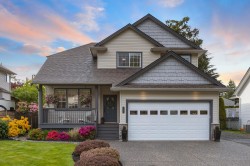 511 Cottonwood Avenue  Harrison Hot Springs, BC V0M 1K0