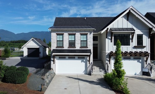 45422 Willowstream Road  Chilliwack, BC V2R 6G7