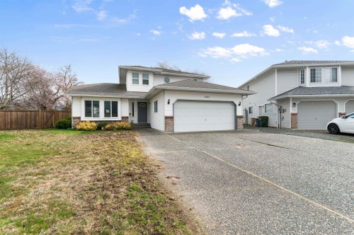 45023 Stratford Place  Chilliwack, BC V2R 2Z2