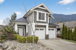 65967 Pine Crescent  Hope, BC V0X 1L1