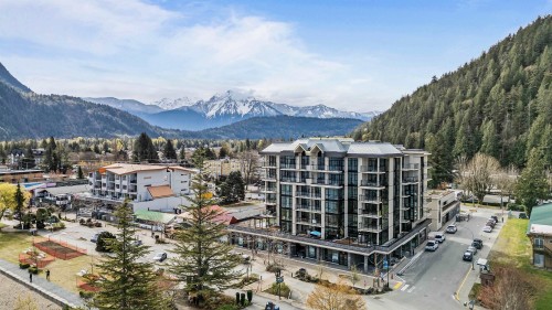 608-120 Esplanade Avenue  Harrison Hot Springs, BC V0M 1K0