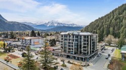 608-120 Esplanade Avenue  Harrison Hot Springs, BC V0M 1K0