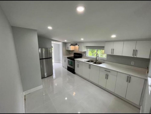 9518 Robson Street  Chilliwack, BC V2P 4E5