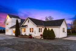 4990 Boundary Road Yarrow, BC V2R 5J1