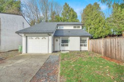45533 Mcintosh Drive  Chilliwack, BC V2P 6V4