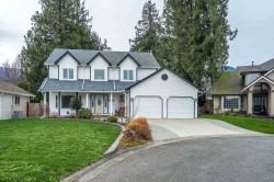 44704 Cumberland Avenue  Chilliwack, BC V2R 3B6