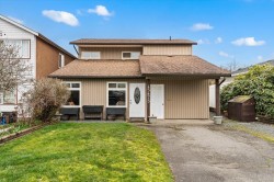 45475 Meadowbrook Drive  Chilliwack, BC V2P 7K3