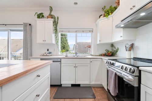 28-6498 Southdowne Place  Chilliwack, BC V2R 0K3