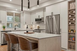 35-45500 Campus Drive Chilliwack, BC V2R 6E9