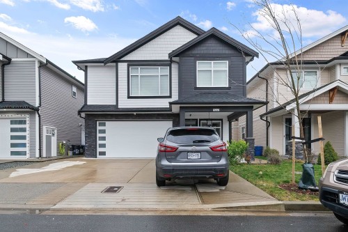 9262 Sitka Place  Chilliwack, BC V2P 8B6