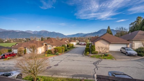 37-47470 Chartwell Drive, Chilliwack, BC 