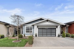 24-46213 Hakweles Road Chilliwack, BC V4Z 0C6