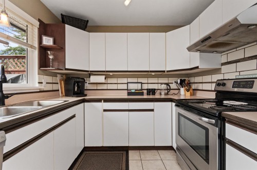 780 Olson Avenue, Hope, BC 