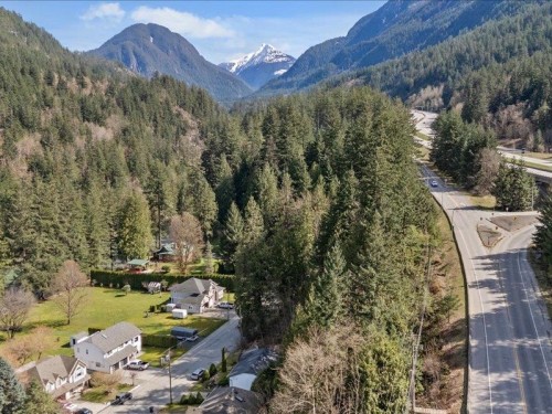 320 Forrest Crescent, Hope, BC 