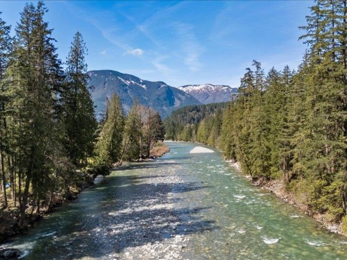 320 Forrest Crescent, Hope, BC 