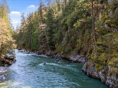 320 Forrest Crescent, Hope, BC 