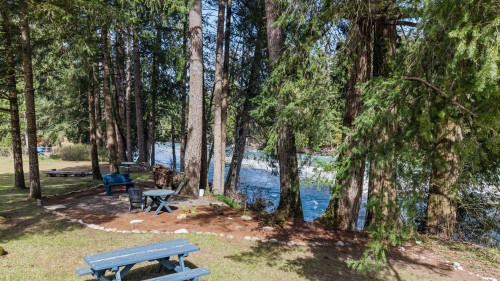 295 Forrest Crescent, Hope, BC 