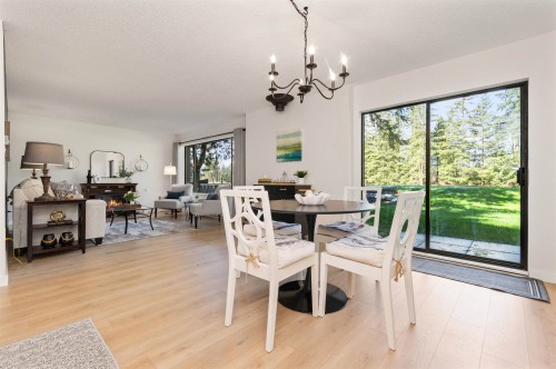 30 Robertson Crescent, Hope, BC 