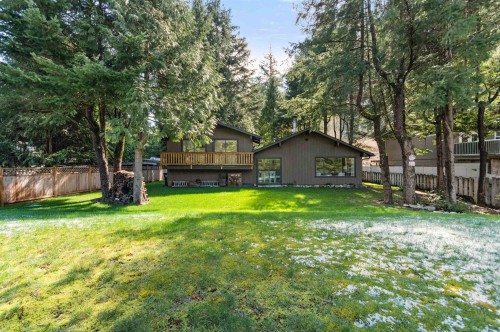 30 Robertson Crescent, Hope, BC 