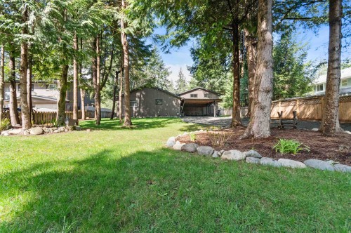 30 Robertson Crescent, Hope, BC 