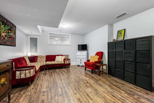 5853 Garrison Boulevard, Chilliwack, BC 