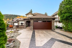 44414 Mclaren Drive Chilliwack, BC V2R 0A3