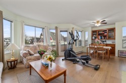 204-46000 First Avenue Chilliwack, BC V2P 1W1