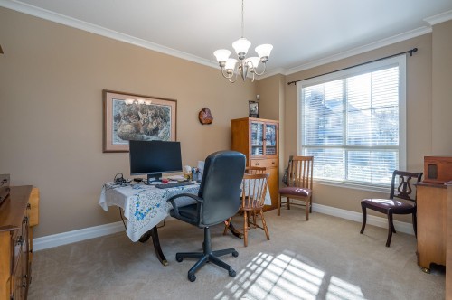 5877 Garrison Boulevard, Chilliwack, BC 