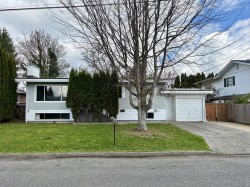 46675 Fraser Avenue Chilliwack, BC V2P 2L2