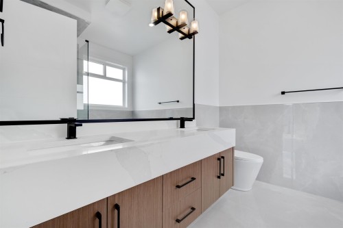 46113 Crestview Drive, Chilliwack, BC 