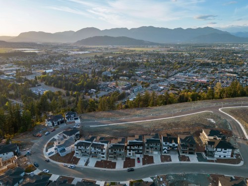 46113 Crestview Drive, Chilliwack, BC 