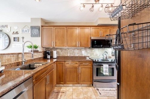 16-46321 Cessna Drive, Chilliwack, BC 