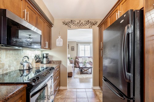 16-46321 Cessna Drive, Chilliwack, BC 