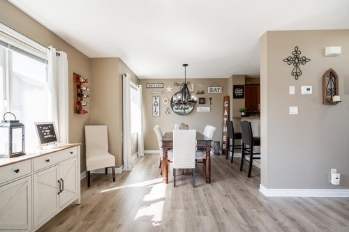16-46321 Cessna Drive, Chilliwack, BC 
