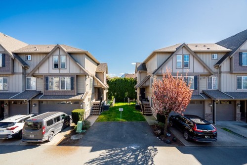 16-46321 Cessna Drive, Chilliwack, BC 