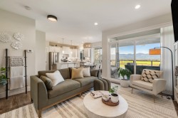 10-50634 Ledgestone Place Chilliwack, BC V2P 0E7