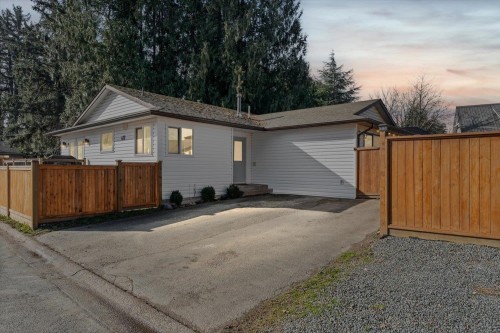 6111 Dundee Place  Chilliwack, BC V2R 2H1